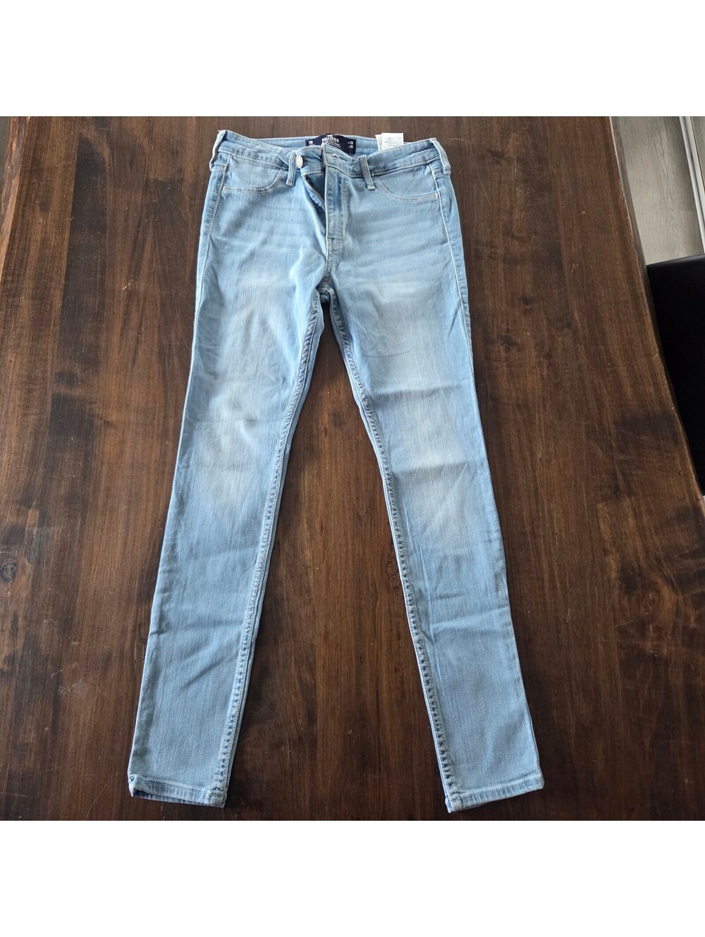 Hollister light wash skinny jeans
